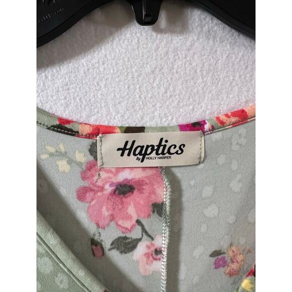 Haptics Floral Green Dress - Picture 5 of 8